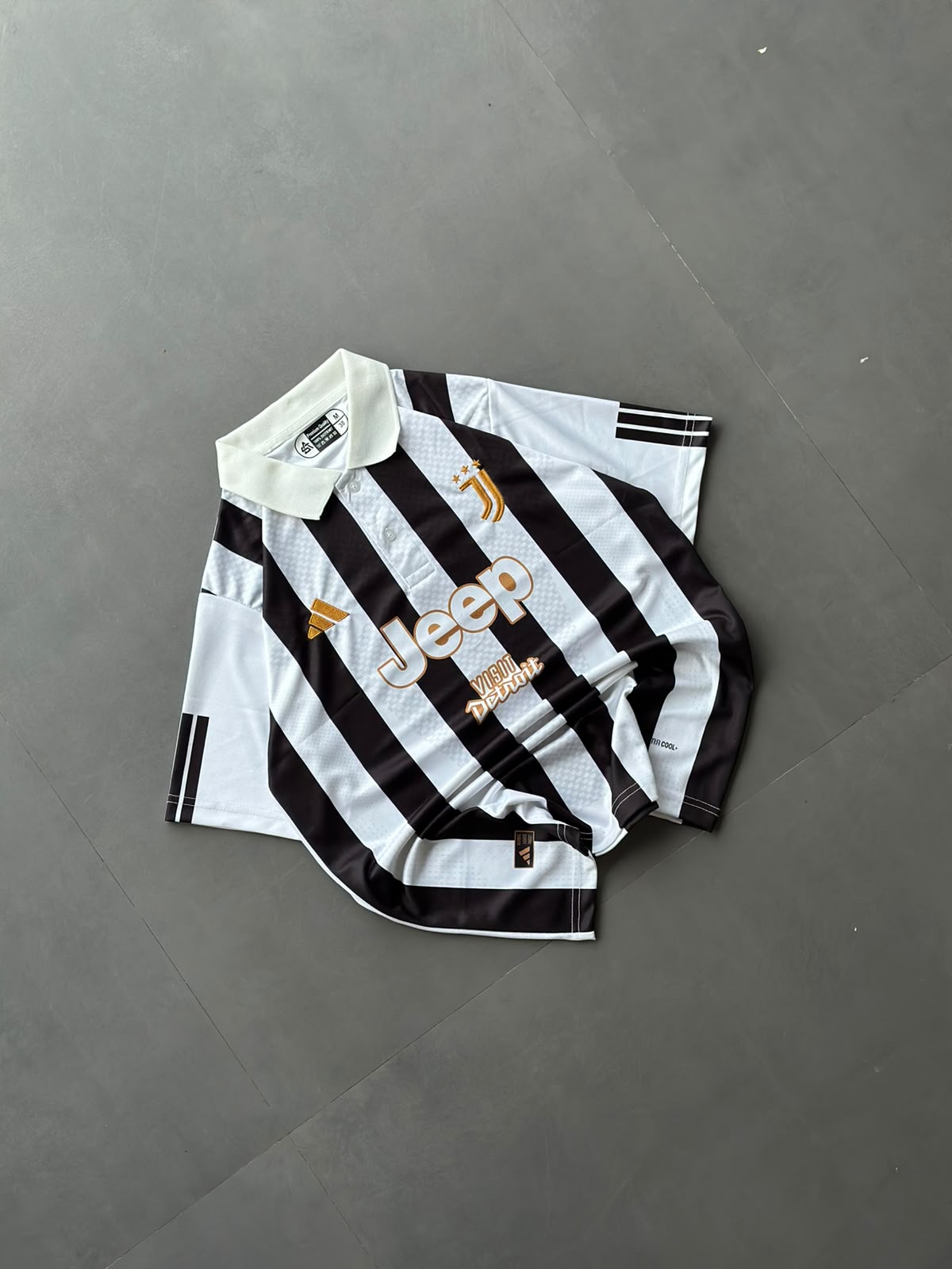 Juventus home 26/27
