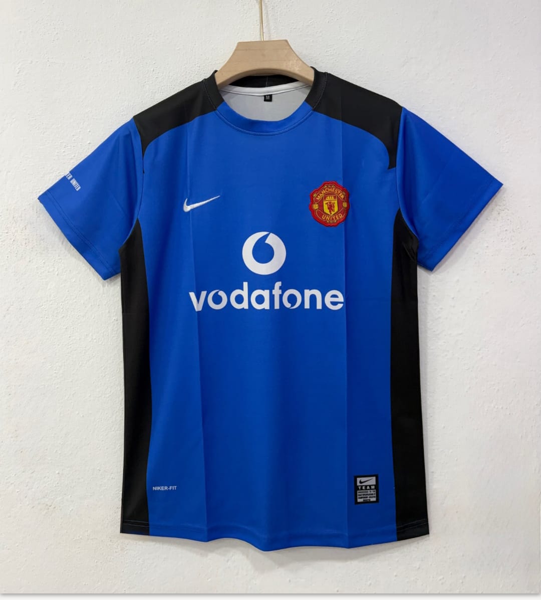 Manchester United 2002-2003 embroidery